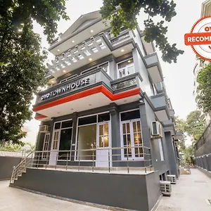 Oyo Townhouse 330 Mg Road Metro Station Hotel